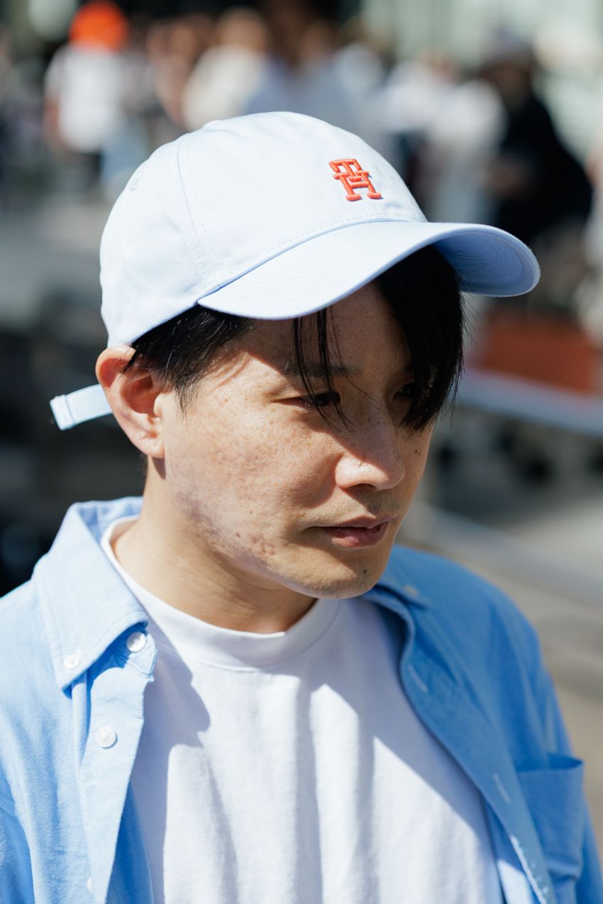 デニムはユニクロを指名！薄色、テーパードetc.洒落た大人の愛用3本をスナップで - 10枚目の画像