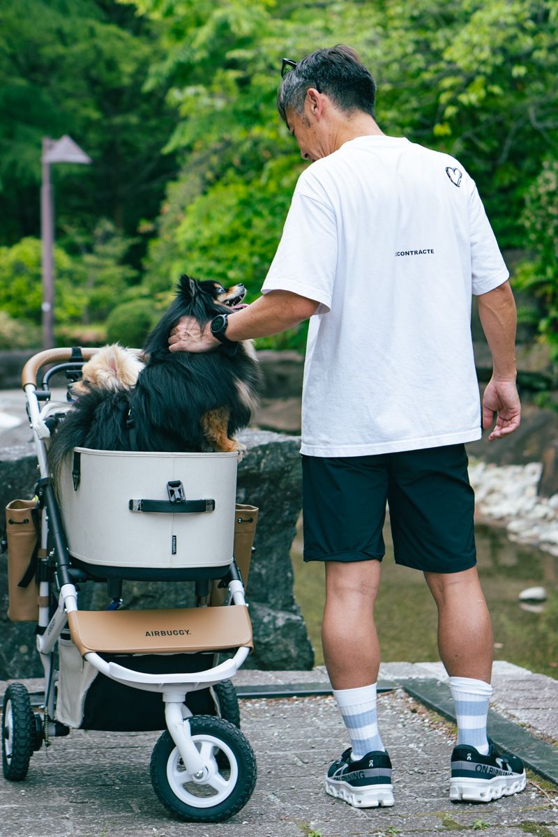 デコントラクテのTシャツコーディネート | 250521-0618-55 服部浩介 2枚目の写真