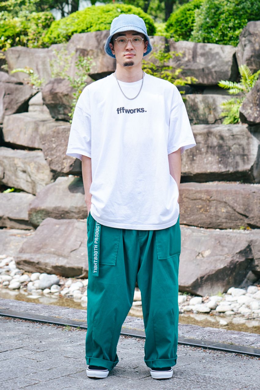 【アンダー30】最高のアクセントになる“バギーパンツ”！着こなしの模範解答を3名のスナップで - 6枚目の画像