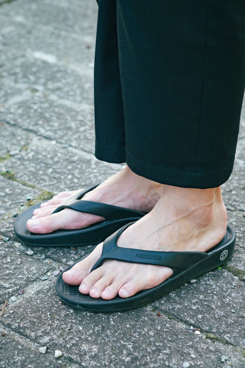 ユニクロの白Tは夏に“リピ買い”必須説をスナップで実証。JKT、シャツ、もちろん1枚でもキマる！ - 5枚目の画像