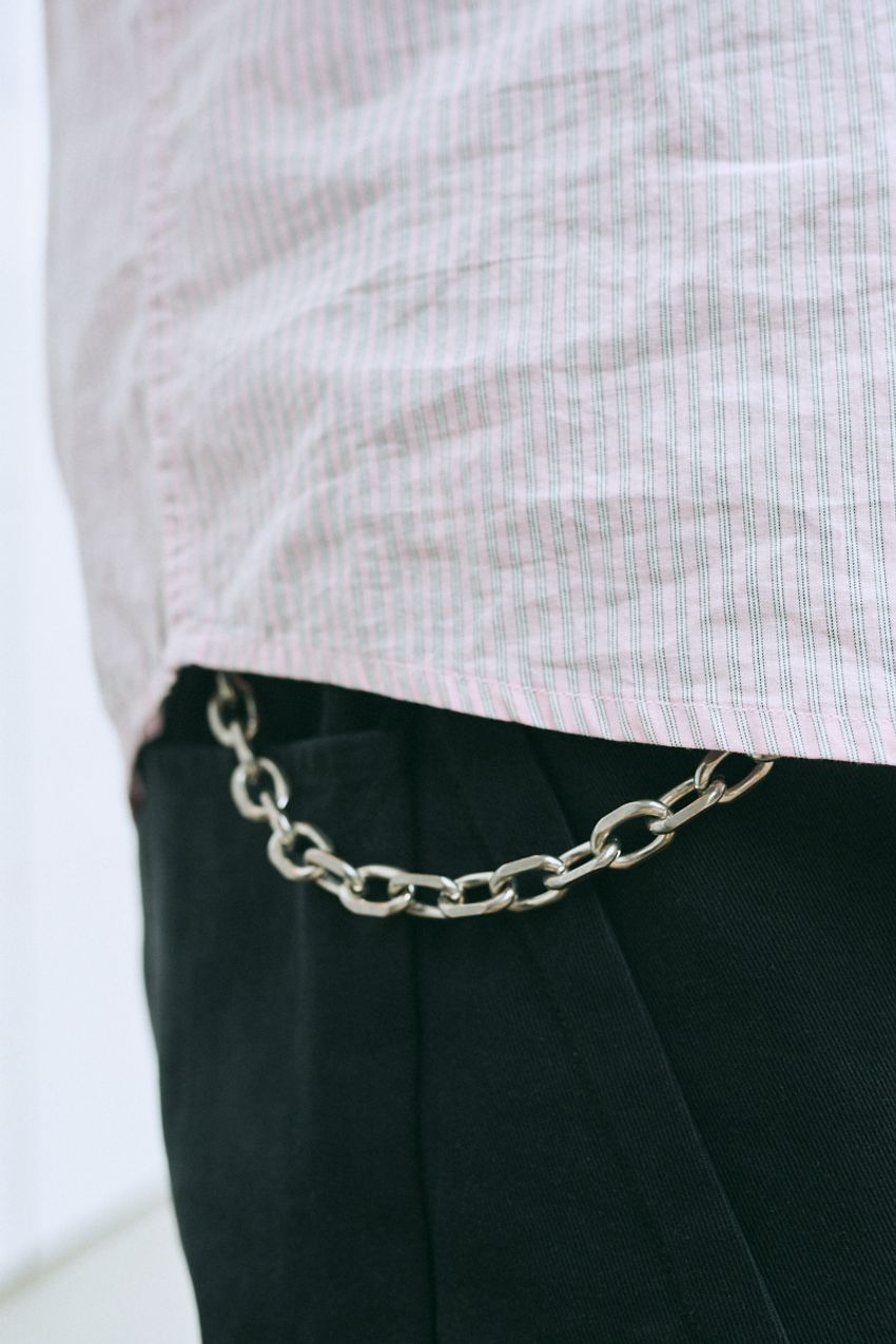 ユニクロ、H&M……“コスパブランド”を巧みに織り交ぜた洒落者たち。手軽に洒落た初夏コーデ3選 - 5枚目の画像