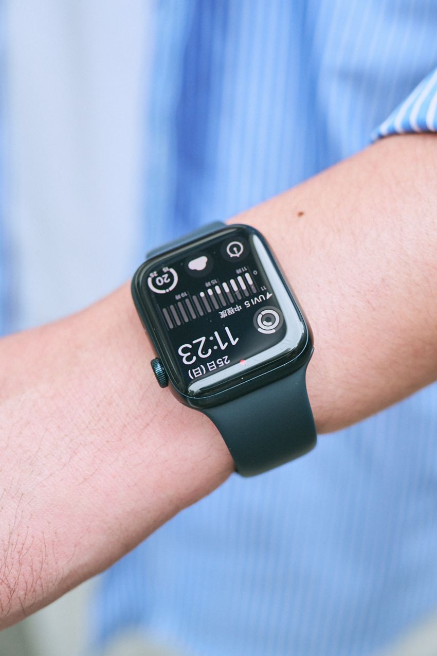 もはや新定番。“オールホワイト“支持率はこの夏も圧倒的！爽やかに洒落た3人をスナップで - 4枚目の画像