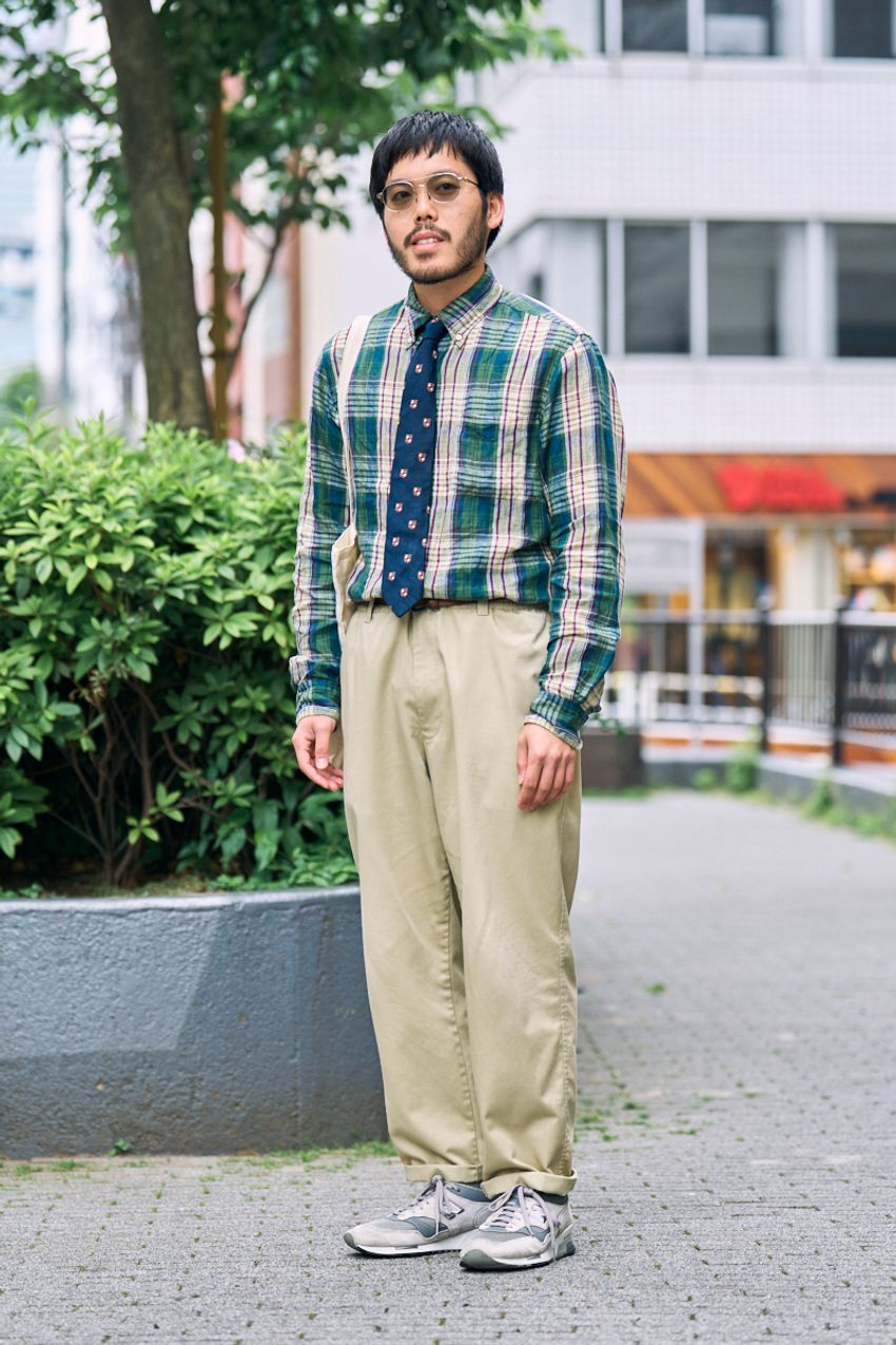 洒落者から学ぶ「チェックシャツ」のコーデ好例。定番デニムにスウェット合わせの変化球etc. - 2枚目の画像