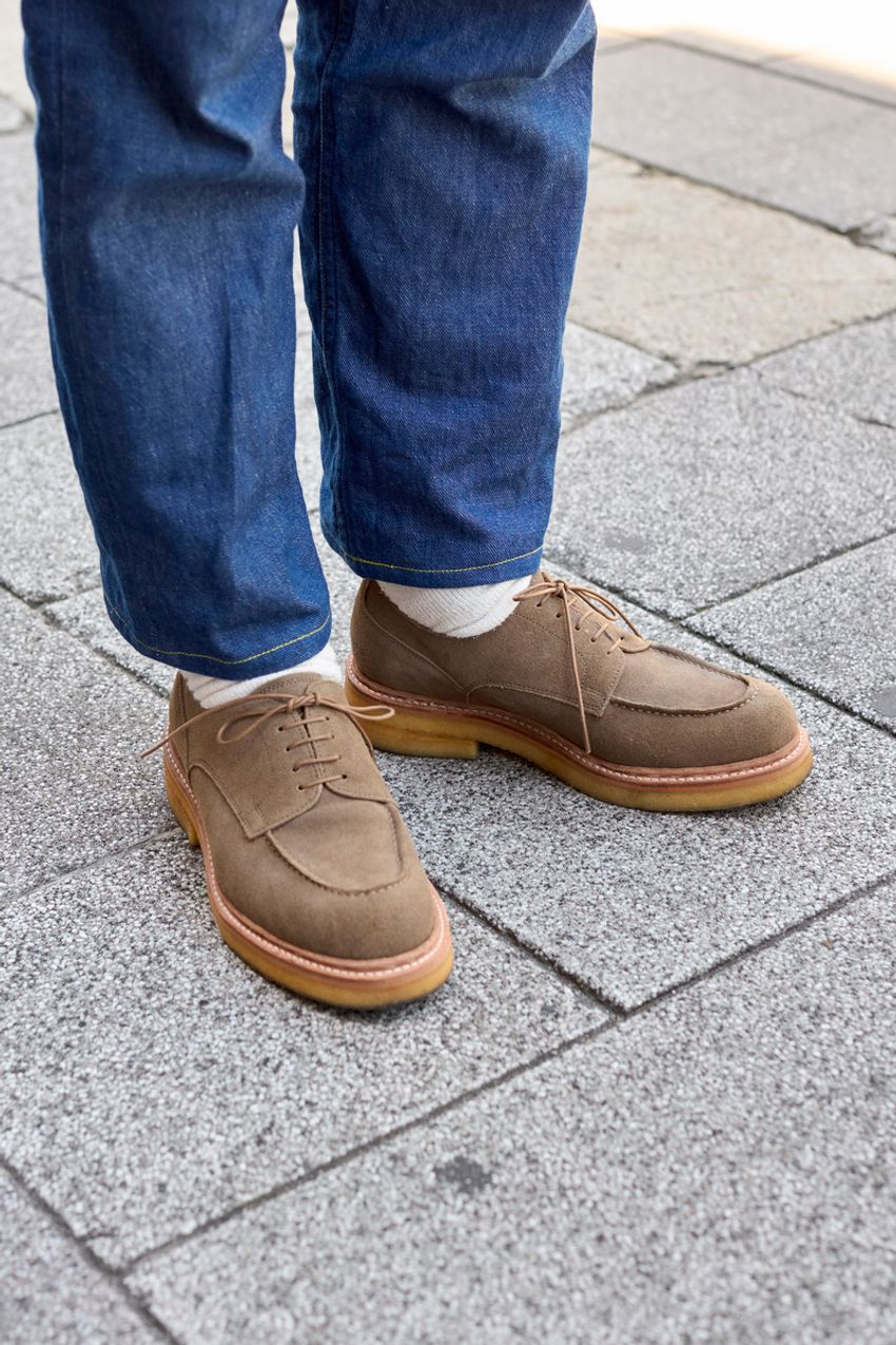 初夏のデニムコーデは「足元すっきり」がバランス良し！洒落者3人のコーデ好例 - 6枚目の画像