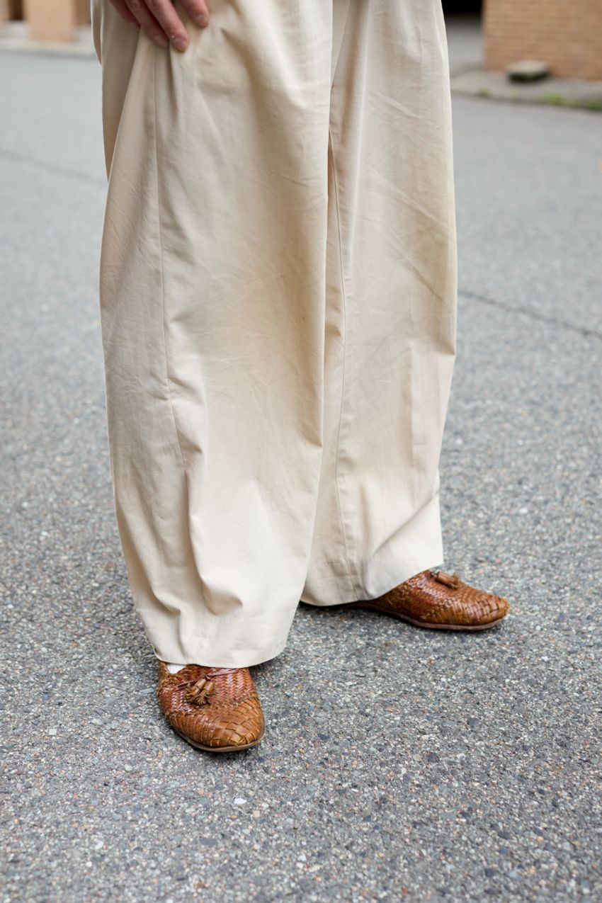 「シャツの着こなし必勝法」その秘訣は“袖捲り“の匙加減にあり！街の洒落者たちが実証 - 4枚目の画像