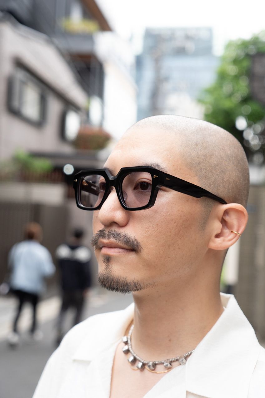 初夏こそパンツは“ブラウン”がお洒落！代表者3名の愛用ブランドはユニクロ、リーバイスetc. - 6枚目の画像