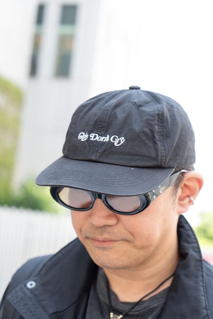 ダメージジーンズを“ダメ”にしない着こなし方法！街で見つけた洒落者3選 - 4枚目の画像