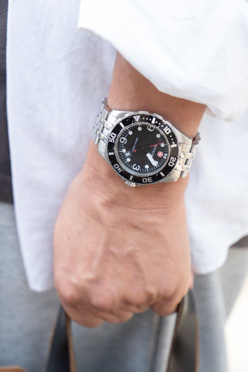 Tシャツのシーズン急到来！遊び心ある“グラフィックT”、洒落た大人の着こなし術をスナップで - 3枚目の画像