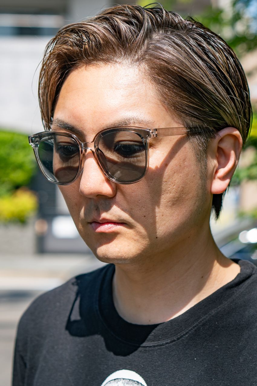 街角で“事件”が発生！「ダイソー」の小物をファッションに昇華させた男たちをスナップで - 3枚目の画像