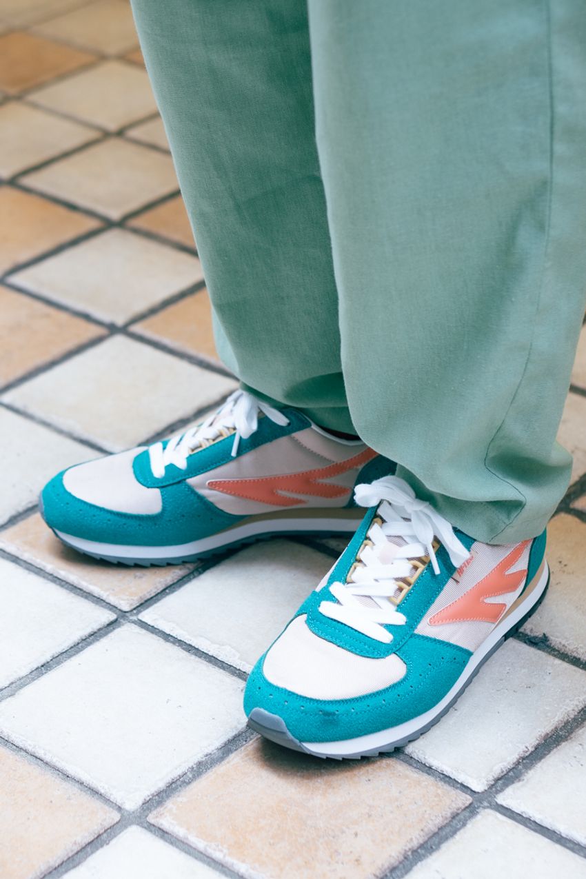 パステルカラーがトレンド化の気配！夏の“カラーコーデ”最前線を3人のスナップで - 3枚目の画像