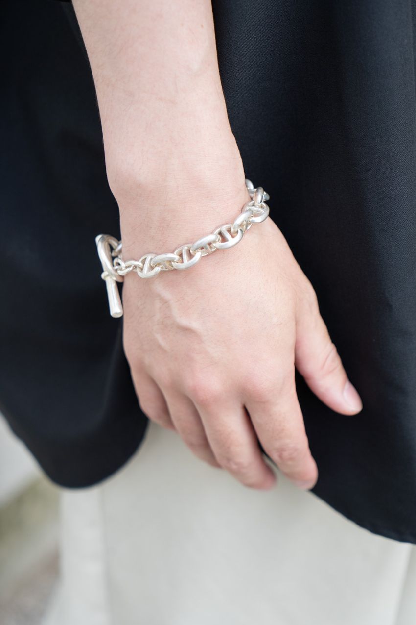 着心地も気分も軽快！3人の洒落者たちを参考に「開衿シャツ」を攻略せよ - 3枚目の画像