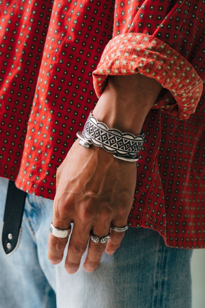 ロンハーマン、ヴァンズ、ユニクロ。 “馴染のブランド”を巧みにMIXした洒落者3名 - 4枚目の画像