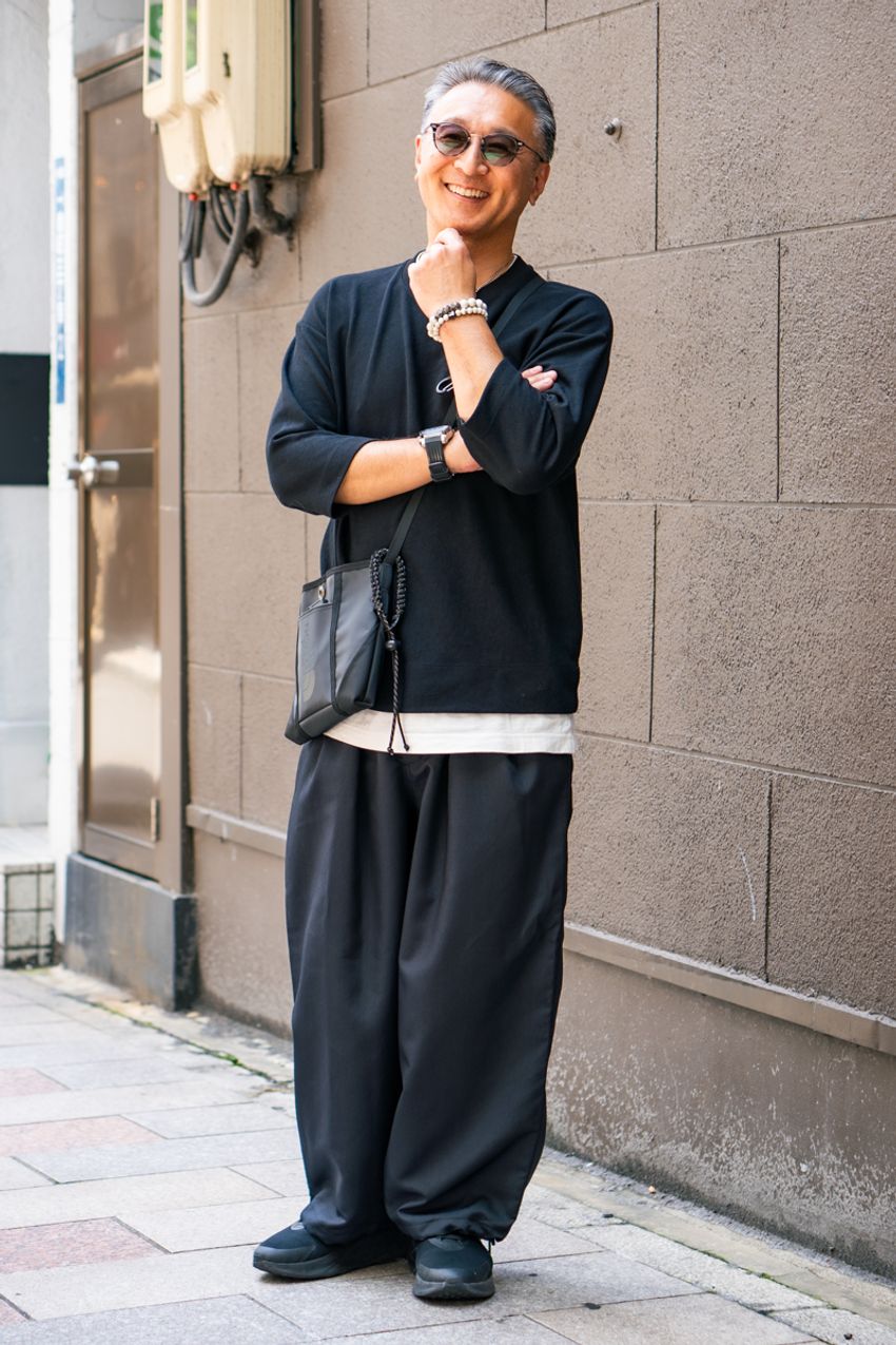 大人のコスパ服MIX。ユニクロ＆グローバルワークで洒落る秘訣を街角スナップで - 2枚目の画像