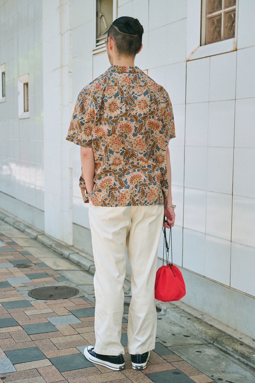 “白”よりも簡単に使える“きなり”パンツ！ 街のファッション巧者たちが選ぶ理由 - 6枚目の画像