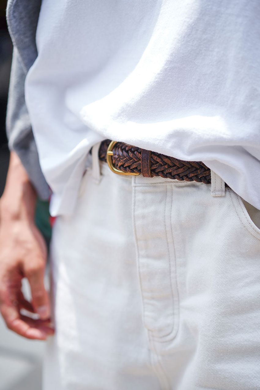 “ボディブランドのTシャツ”って、みんなどう着てる？ 3人のスナップでスタイルチェック - 6枚目の画像