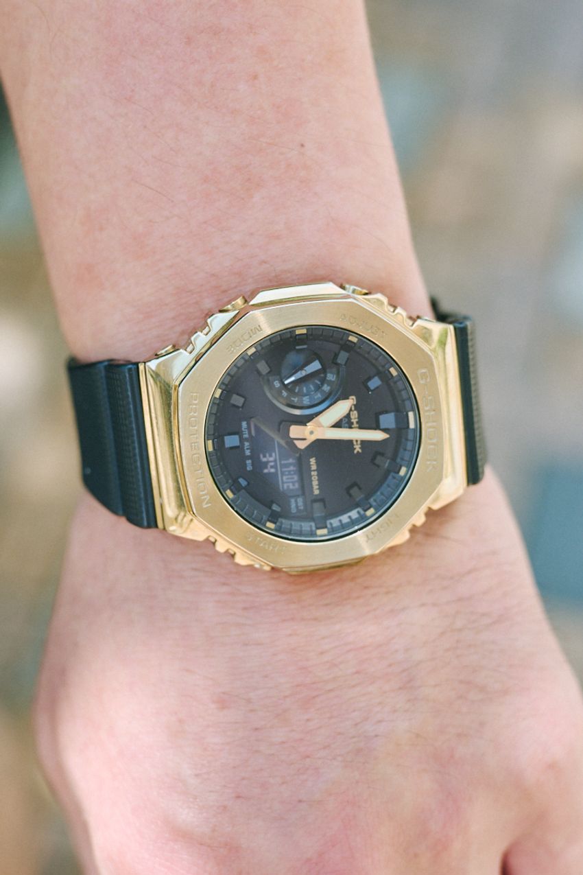 ビシっと締まる黒Tシャツ。洒落者たちの愛用ブランドは「エンノイ」、「音楽レーベル」そして… - 7枚目の画像