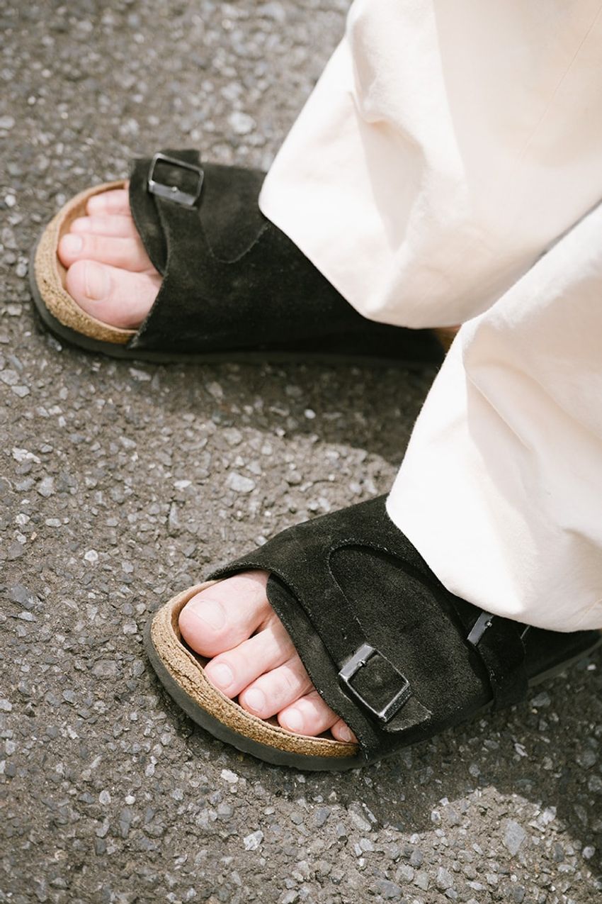 街で目立っていた太パンツは「ニート」製。大人に支持される理由とはきこなし方をスナップで - 3枚目の画像