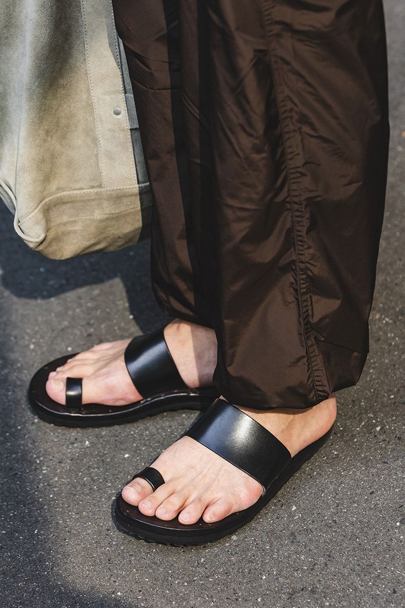 オーラリーのシャツコーディネート | 250703-1540-28 土井啓司 7枚目の写真