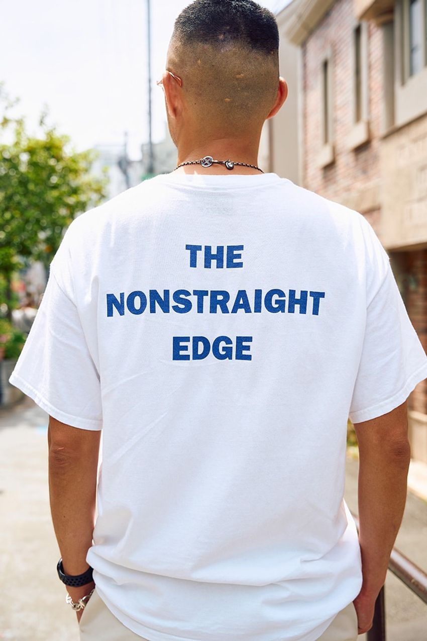 青い「ヴァンズ」こそ夏の至高品！それ以外のアイテムはシンプルで。好例をスナップ！ - 3枚目の画像