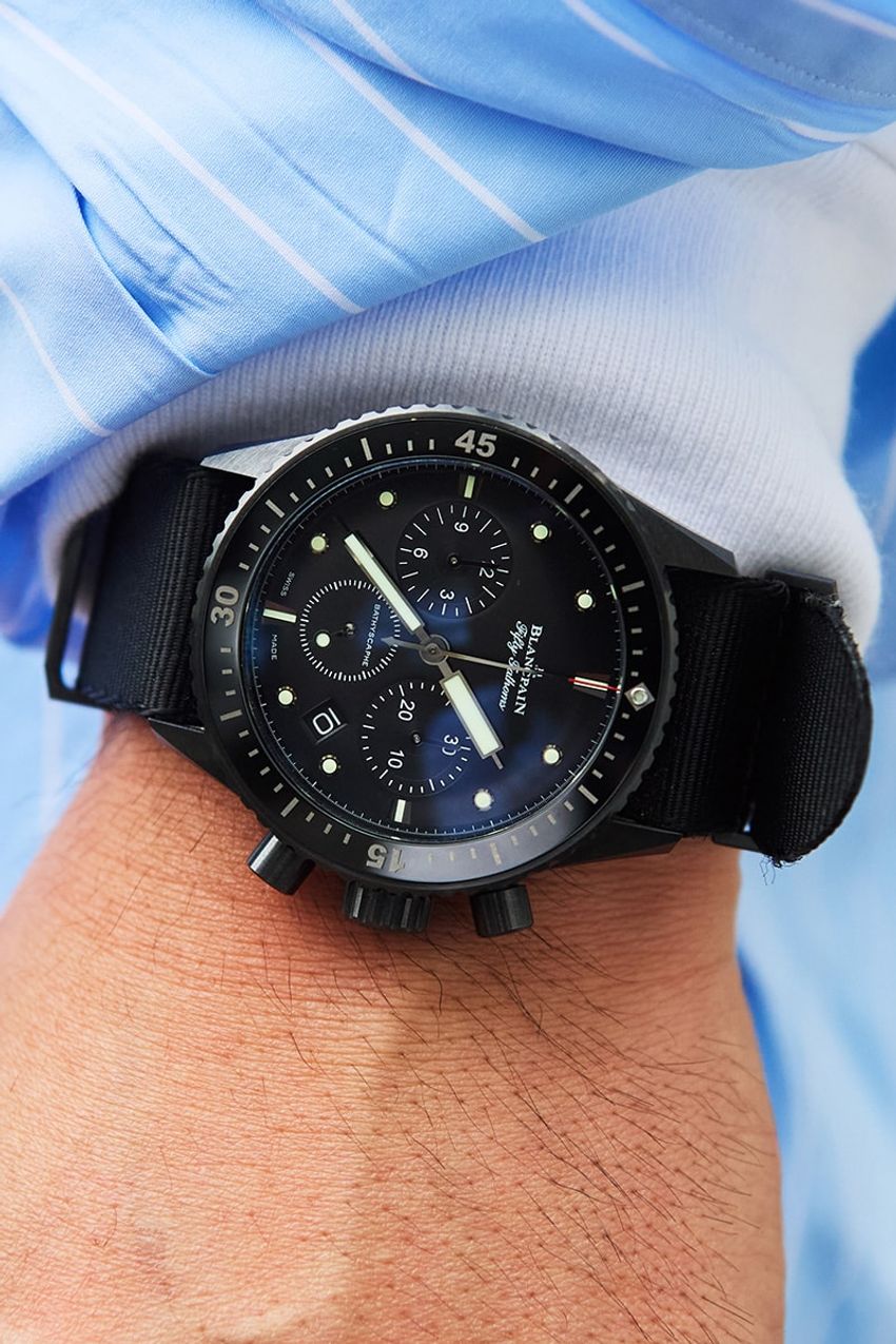 洒落者5名に聞いた「そのシャツ、どのブランドですか？」。街角スナップで着こなしとともに調査！ - 8枚目の画像