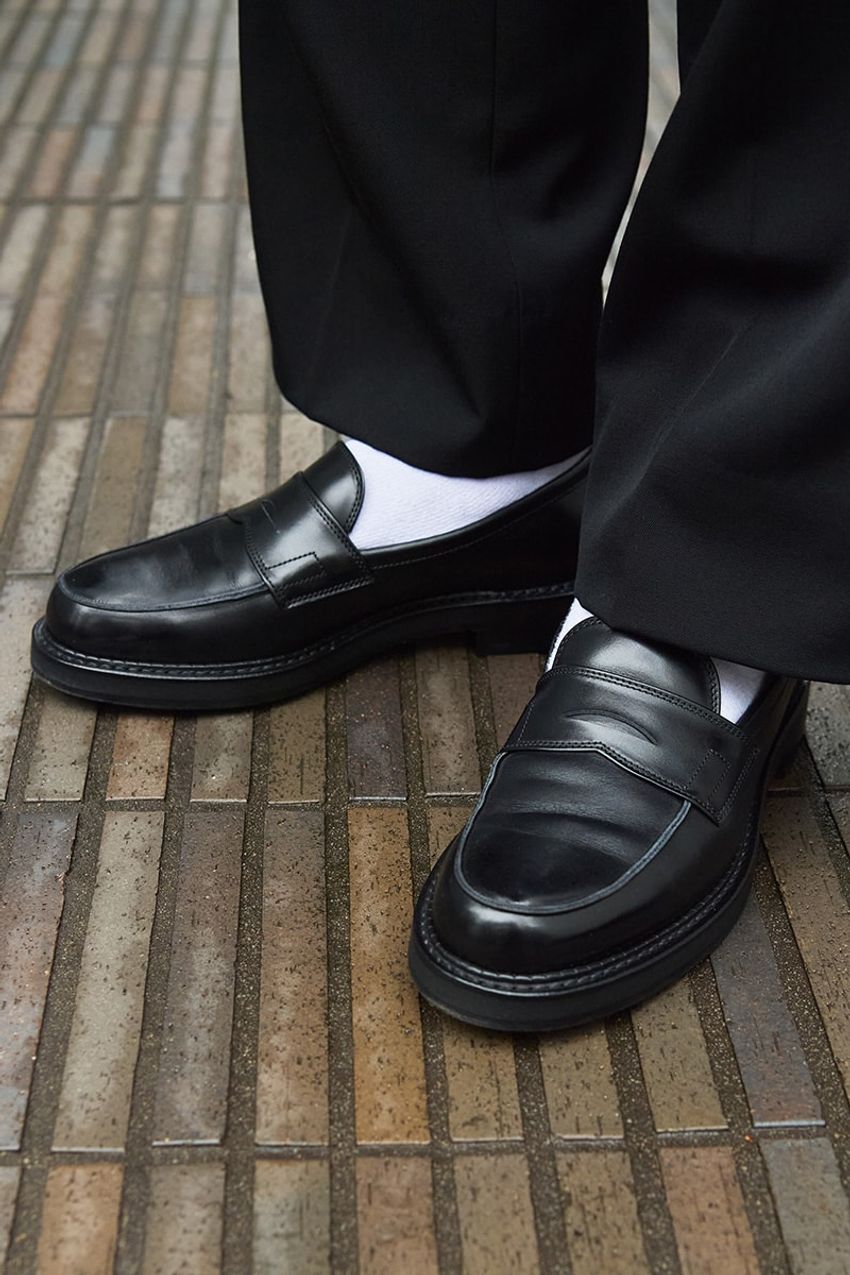 洒落者5名に聞いた「そのシャツ、どのブランドですか？」。街角スナップで着こなしとともに調査！ - 9枚目の画像