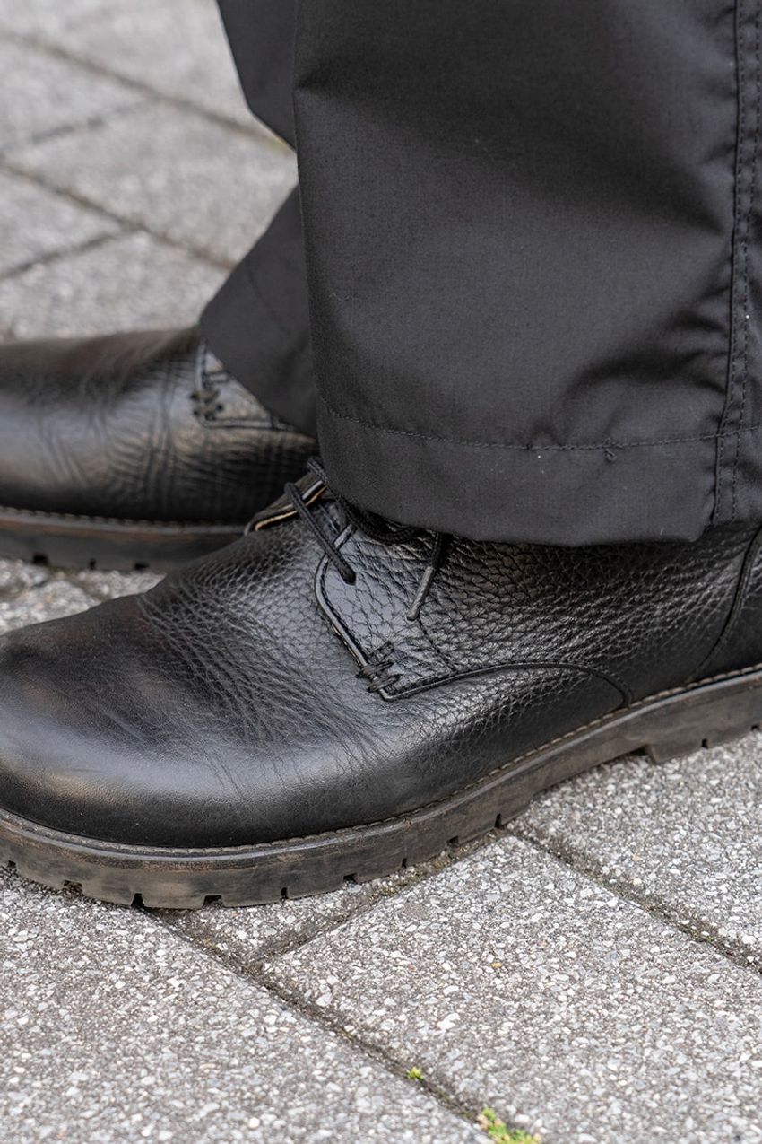 年中無休で使える“黒パンツ”、洒落者たちの愛用ブランドを街頭で調査してみた！ - 6枚目の画像