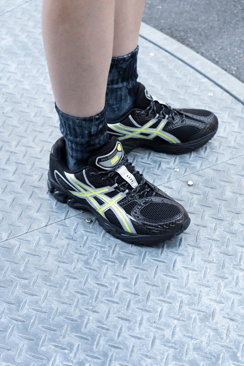 “黒系“でまとめるだけでOK！子供っぽく見えない「半袖×ショーツ」のお手本をスナップで厳選 - 7枚目の画像