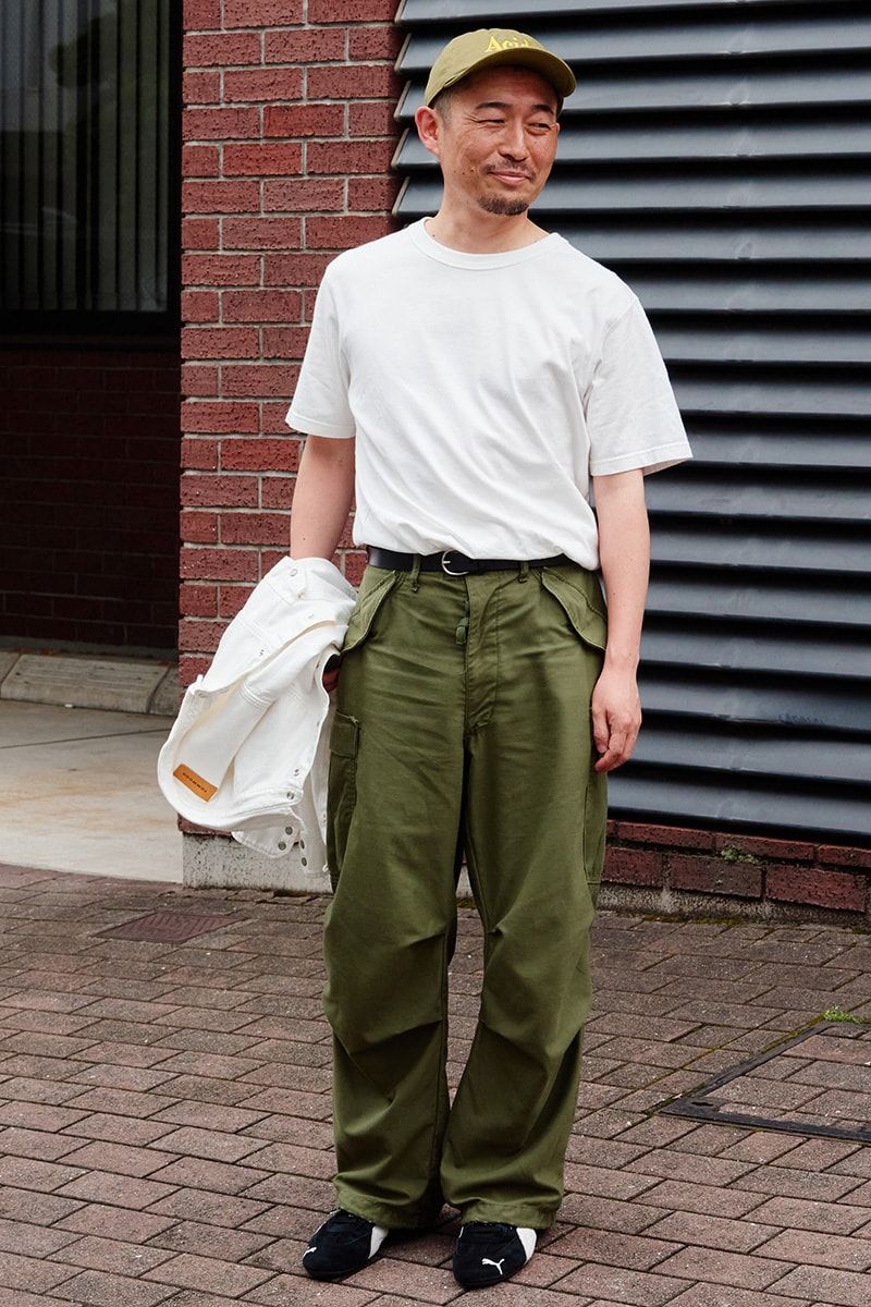 Gジャン＝トムウッド　Tシャツ＝ユニクロ　パンツ＝古着　スニーカー＝プーマ　帽子＝アイデア