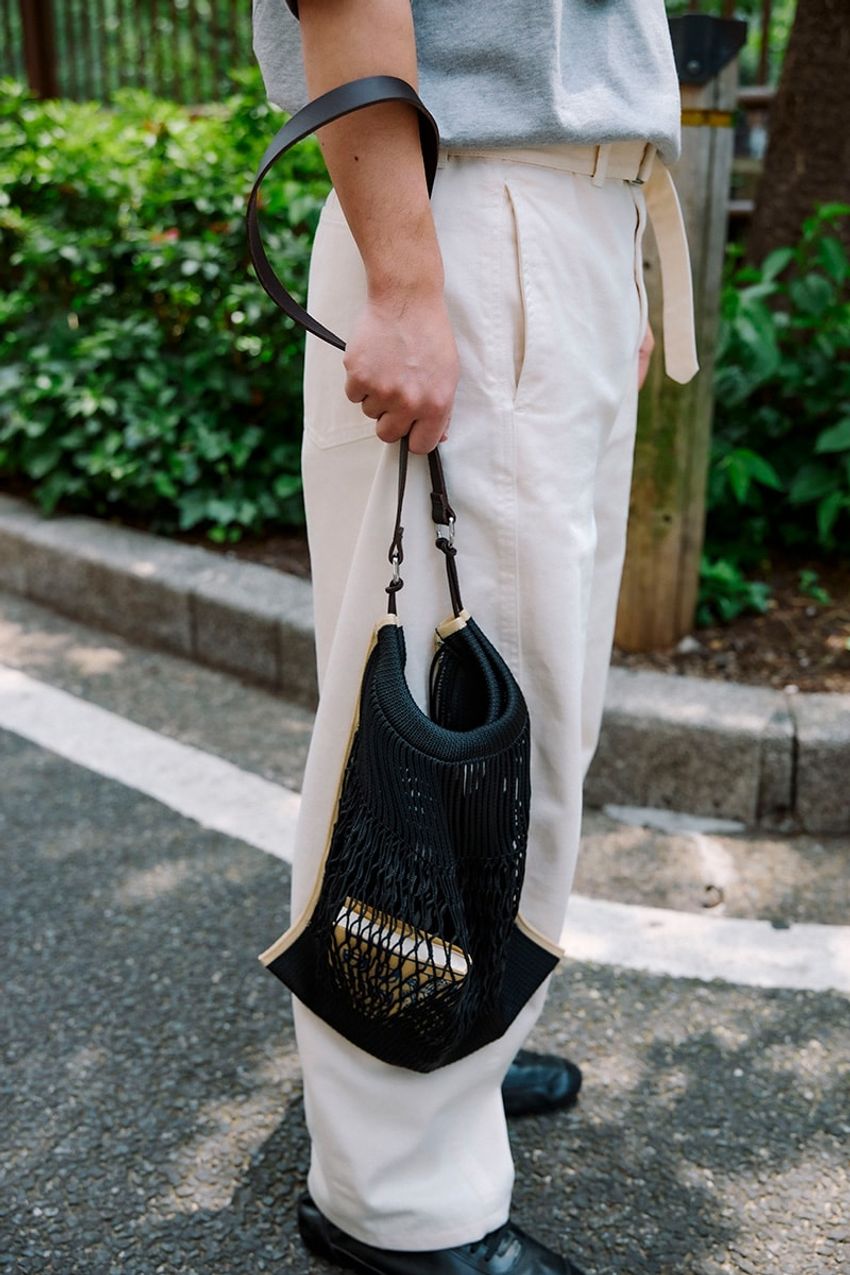 シルエットが気になった“無地T”、どのブランドか聞いてみた！選びにこだわりを持つ3名をスナップで - 6枚目の画像