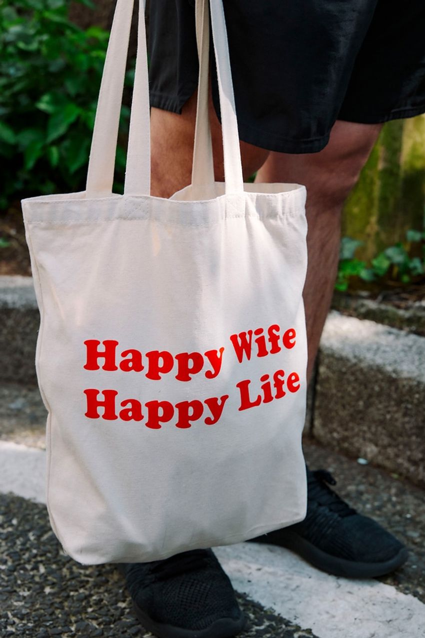 “黒系“でまとめるだけでOK！子供っぽく見えない「半袖×ショーツ」のお手本をスナップで厳選 - 4枚目の画像