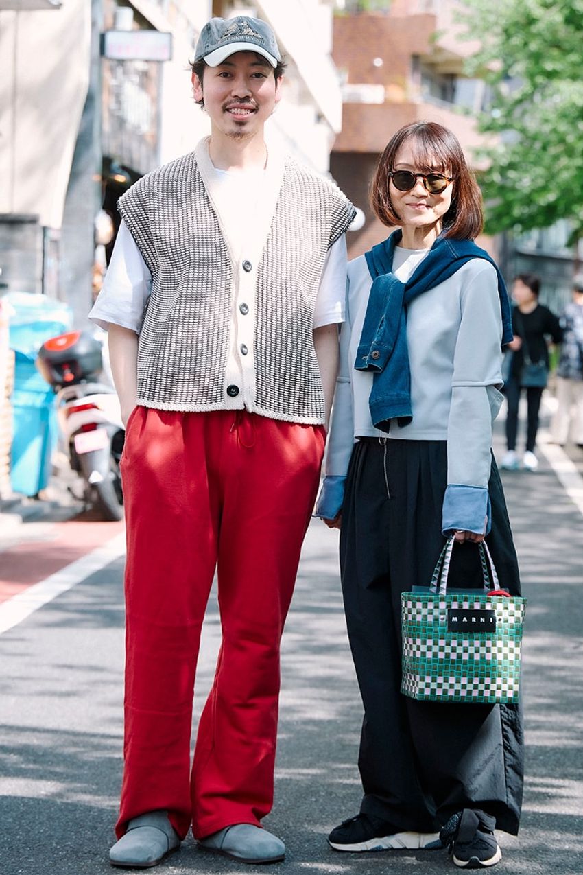 “ビビッドカラー1点投入”が効果絶大！ 季節不問、装いが華やぐテクニックをスナップで - 6枚目の画像