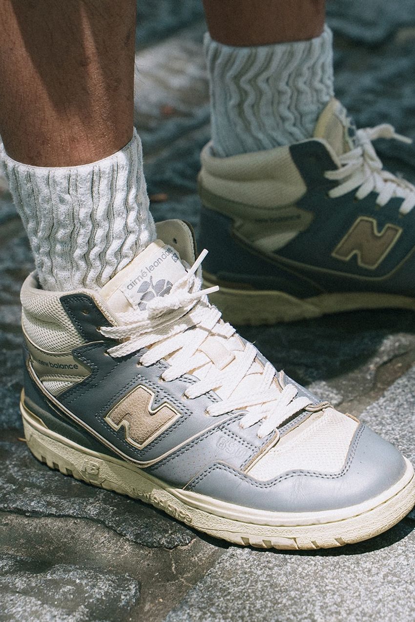 シャツのインナーは「チャンピオン」のTシャツが調子よし！コーデ3好例をスナップで - 4枚目の画像