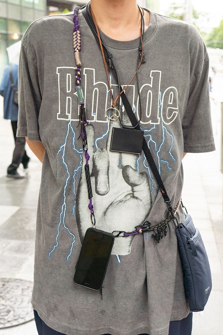 派手でもなく、地味でもなく。夏コーデのトレンドは“ニュアンスカラーT”！その好例3選 - 9枚目の画像