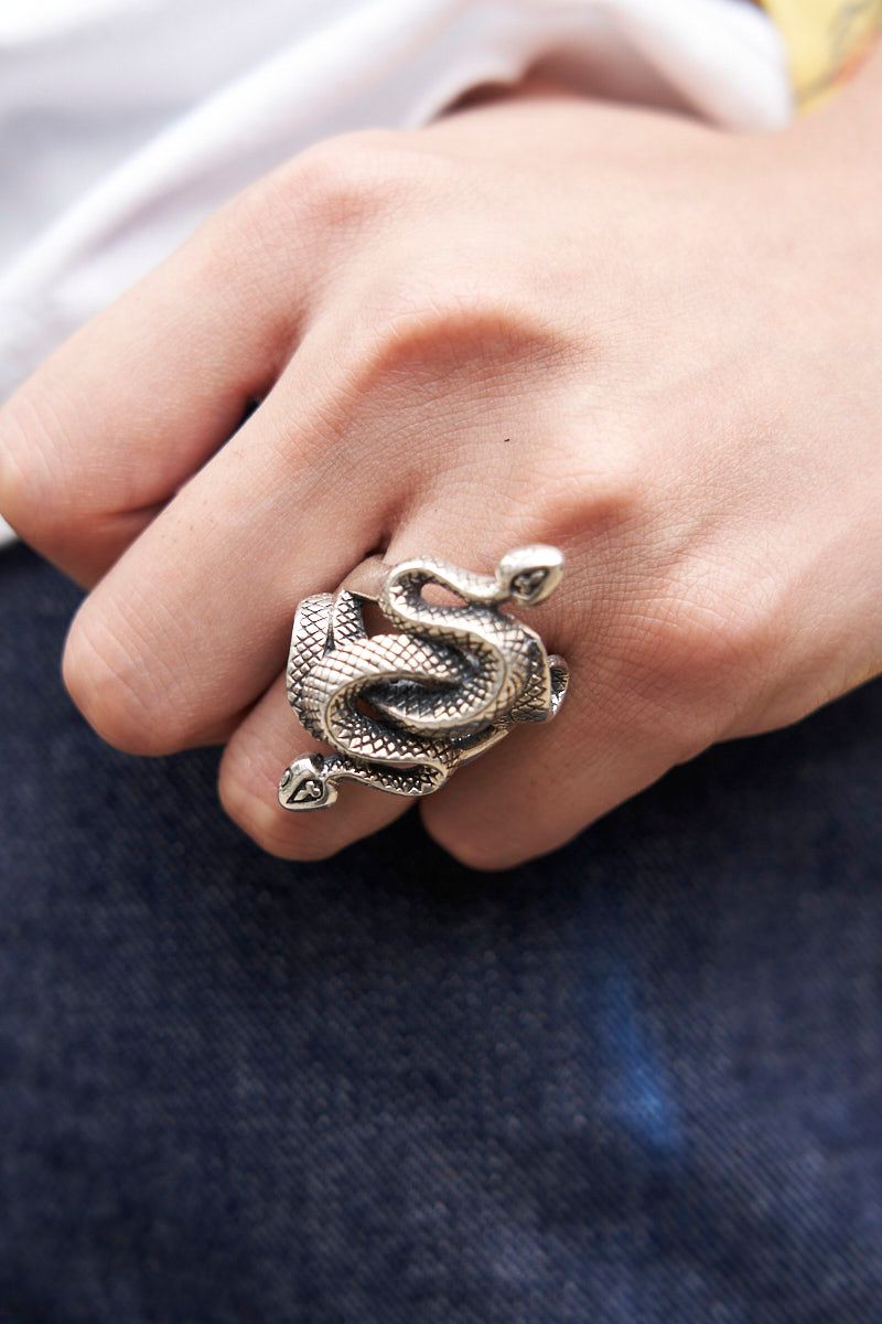 アヴィレックスのシャツコーディネート | 250713-0935-12 若菜 5枚目の写真