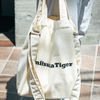 ユナイテッドアローズのTシャツコーディネート | 250714-1448-39 三木 暁 4枚目の写真