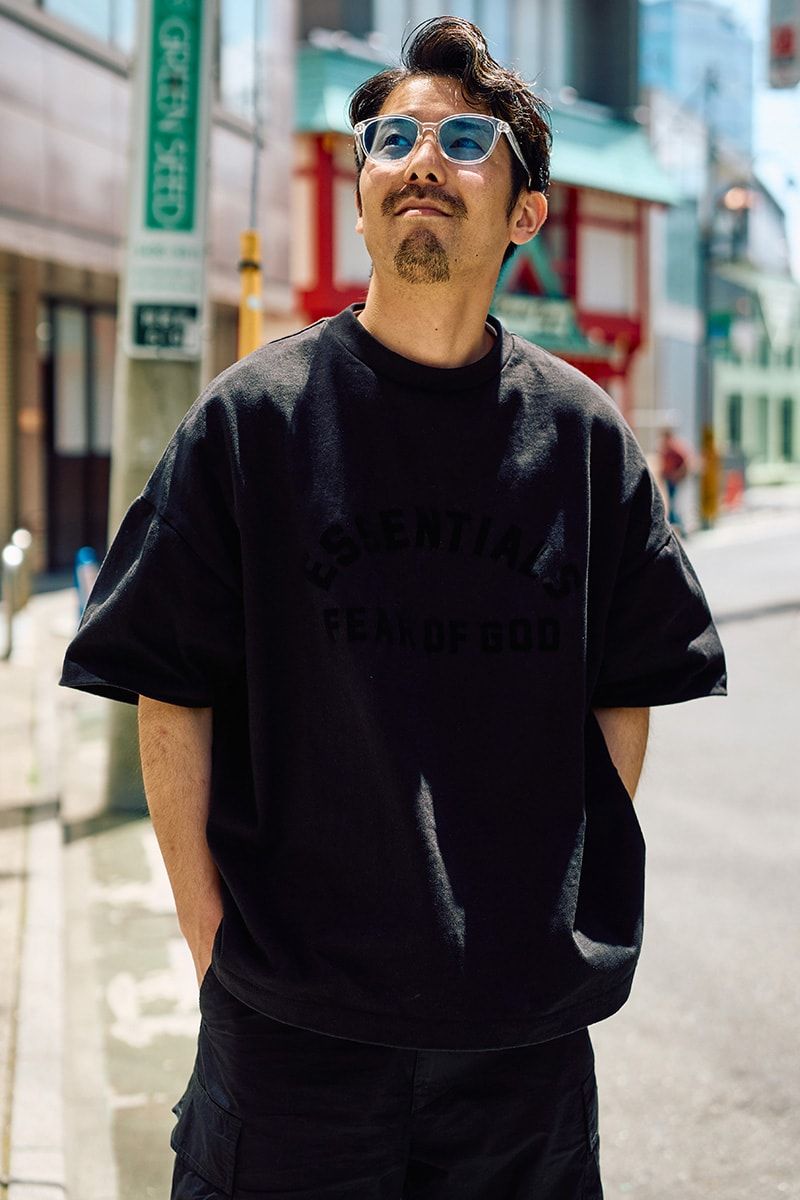 フィアオブゴッドエッセンシャルズのTシャツコーディネート | 250714-1500-52 小原拓也 3枚目の写真