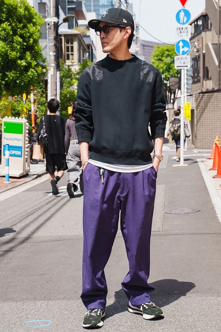 超王道の黒スウェット、みんな何着てる？街頭調査で判明した洒脱な大人のリアル愛用品 - 6枚目の画像