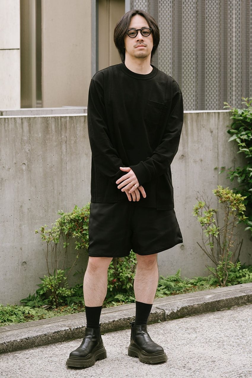 今年こそ「大人ショーツ」に挑戦したい！という人へ。まずは“オールブラック”でまとめるべき理由 - 2枚目の画像