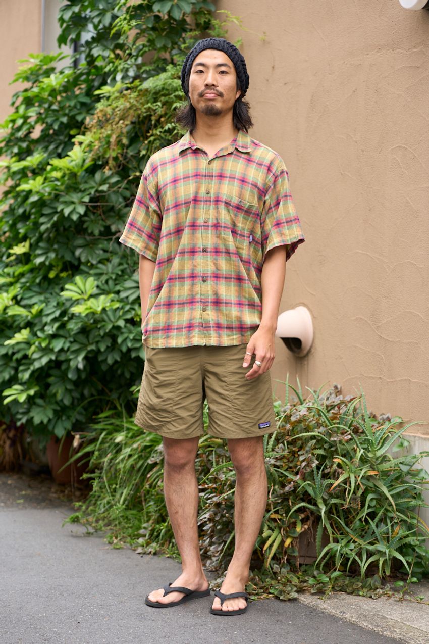 “柄シャツ”を自分のものにした3人の夏コーデ集。愛用ブランドはパタゴニア、ワコマリアetc. - 12枚目の画像