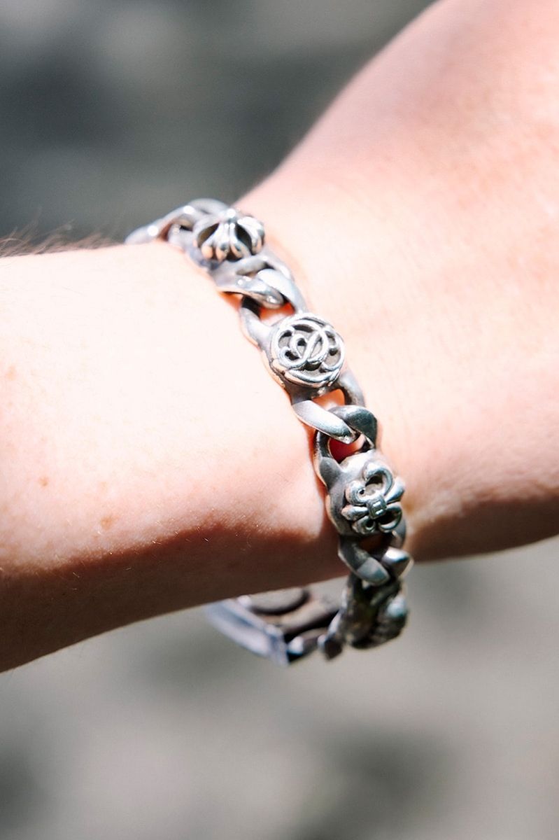 ユニクロのTシャツコーディネート | 250716-1458-16 佐野岳士 4枚目の写真