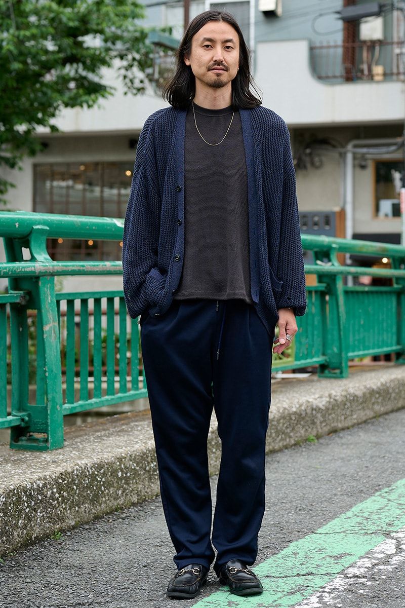 ノンネイティブのカーディガンコーディネート | 250716-1803-46 杉浦孝宏