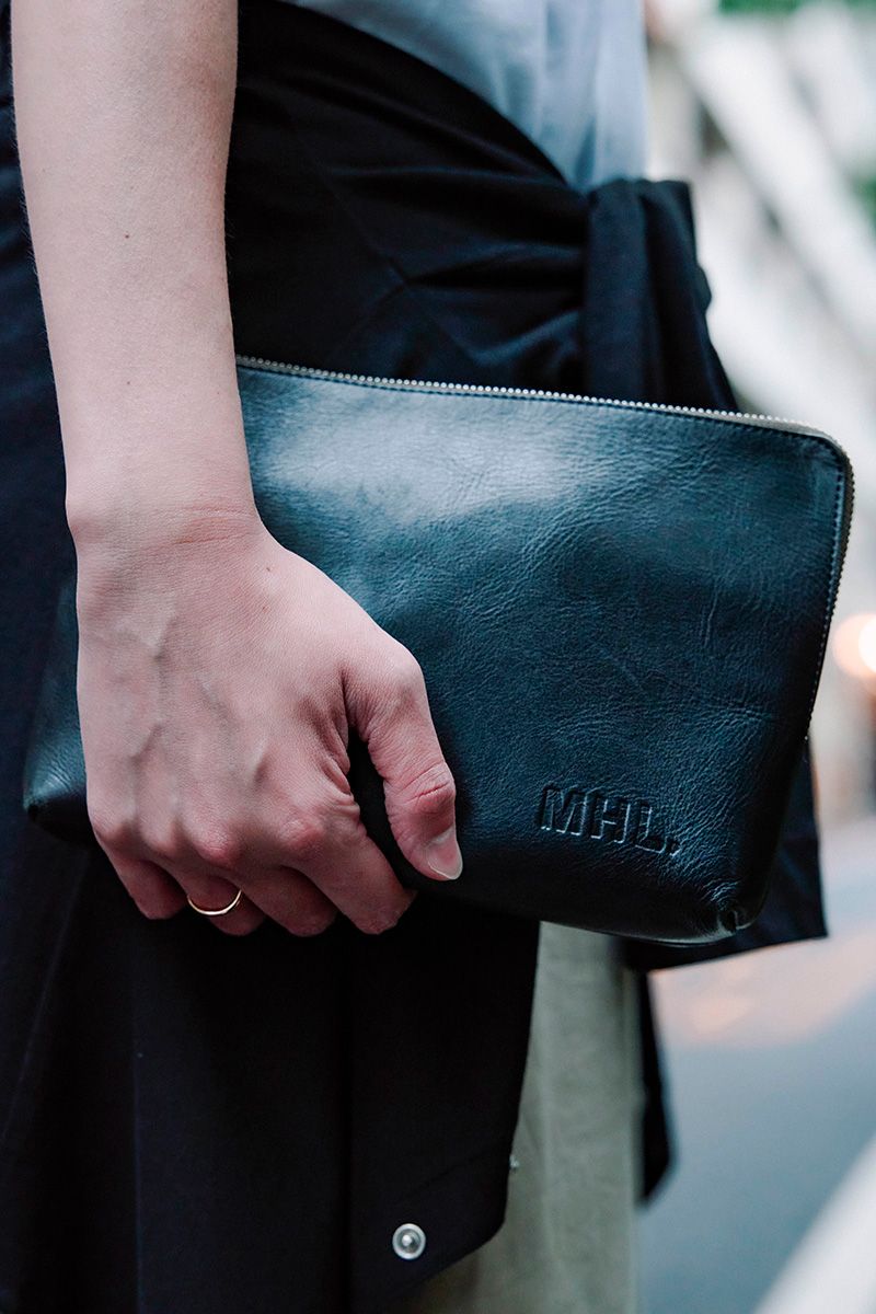 アニエスベーのカーディガンコーディネート | 250716-1824-26 沖野就平 4枚目の写真