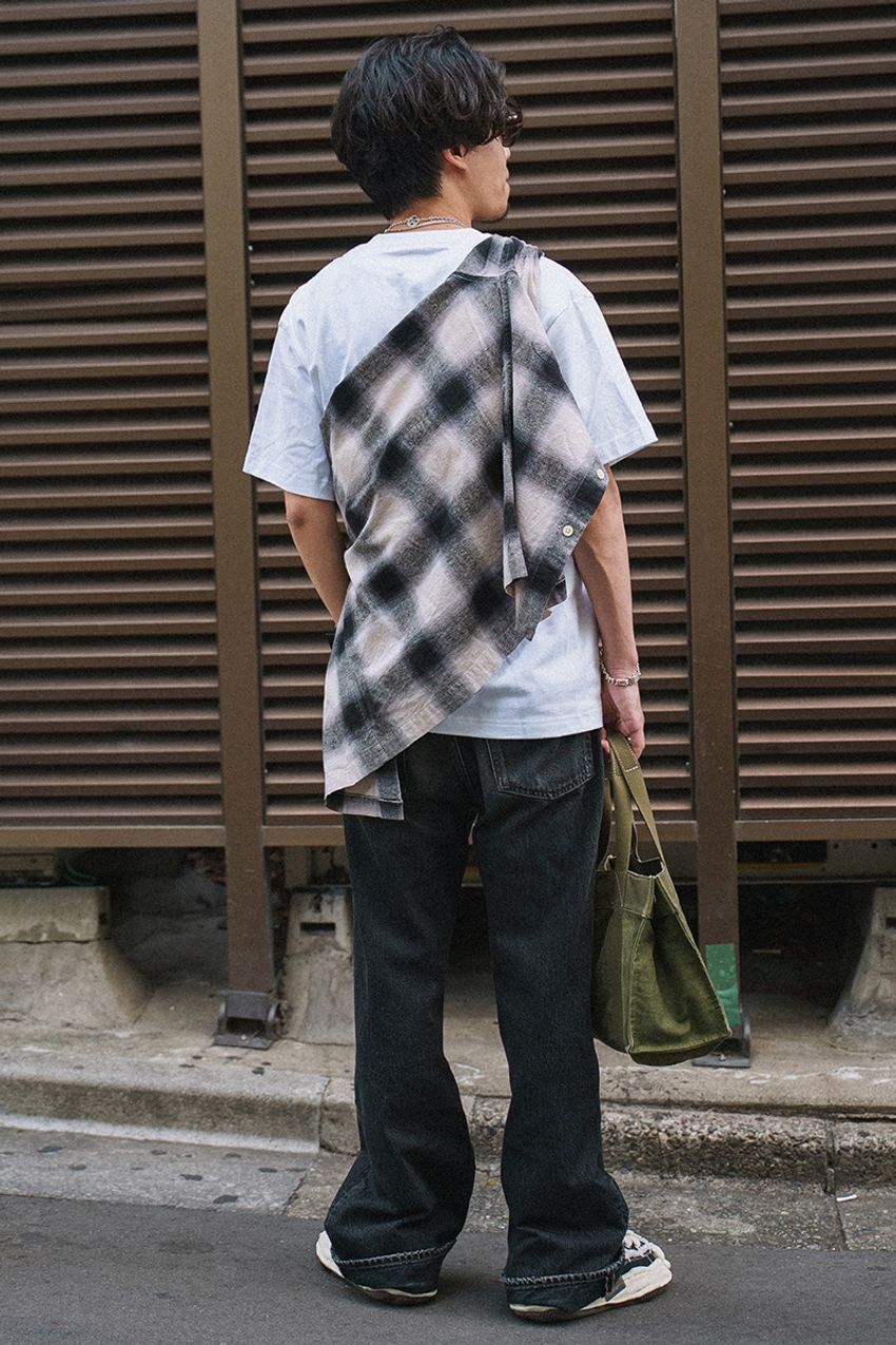 夏の大定番「ヘインズのTシャツ」のコーデ好例3選！洒落た着こなしをSNAPで解説 - 3枚目の画像