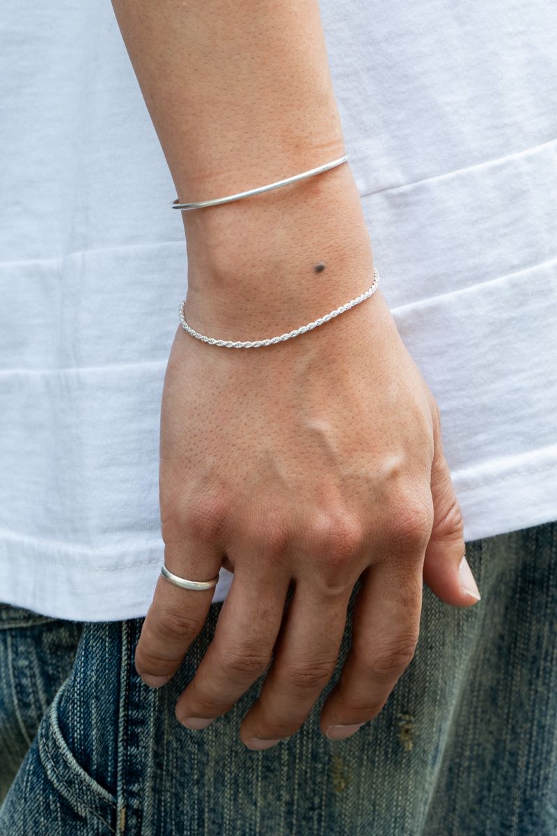 シティライツブックストアのTシャツコーディネート | 250719-0701-43 山下直紀 7枚目の写真