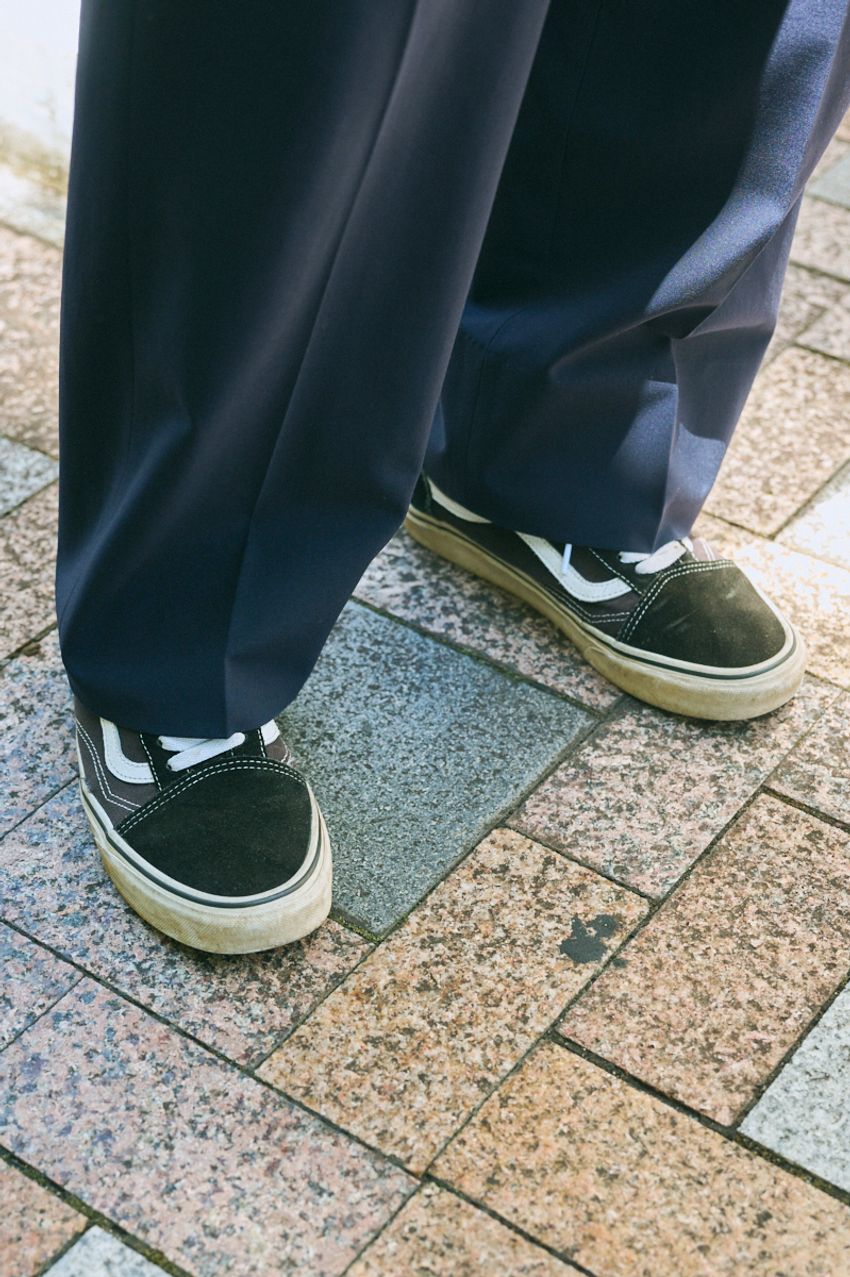 シャツは古着が個性を醸す。街でキャッチした大人の愛用アイテム&着こなし術を紹介 - 3枚目の画像