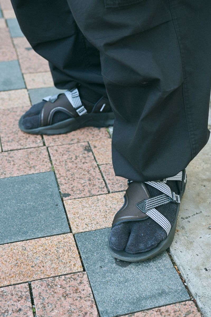 不明のTシャツコーディネート | 250719-1558-25 菅谷洋人 6枚目の写真