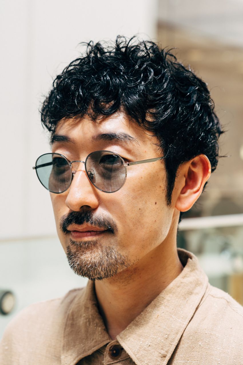 涼しげに見える薄色デニム、みんな何選ぶ？街角3名の愛用品は、リーバイス、ユニクロ、そして - 4枚目の画像