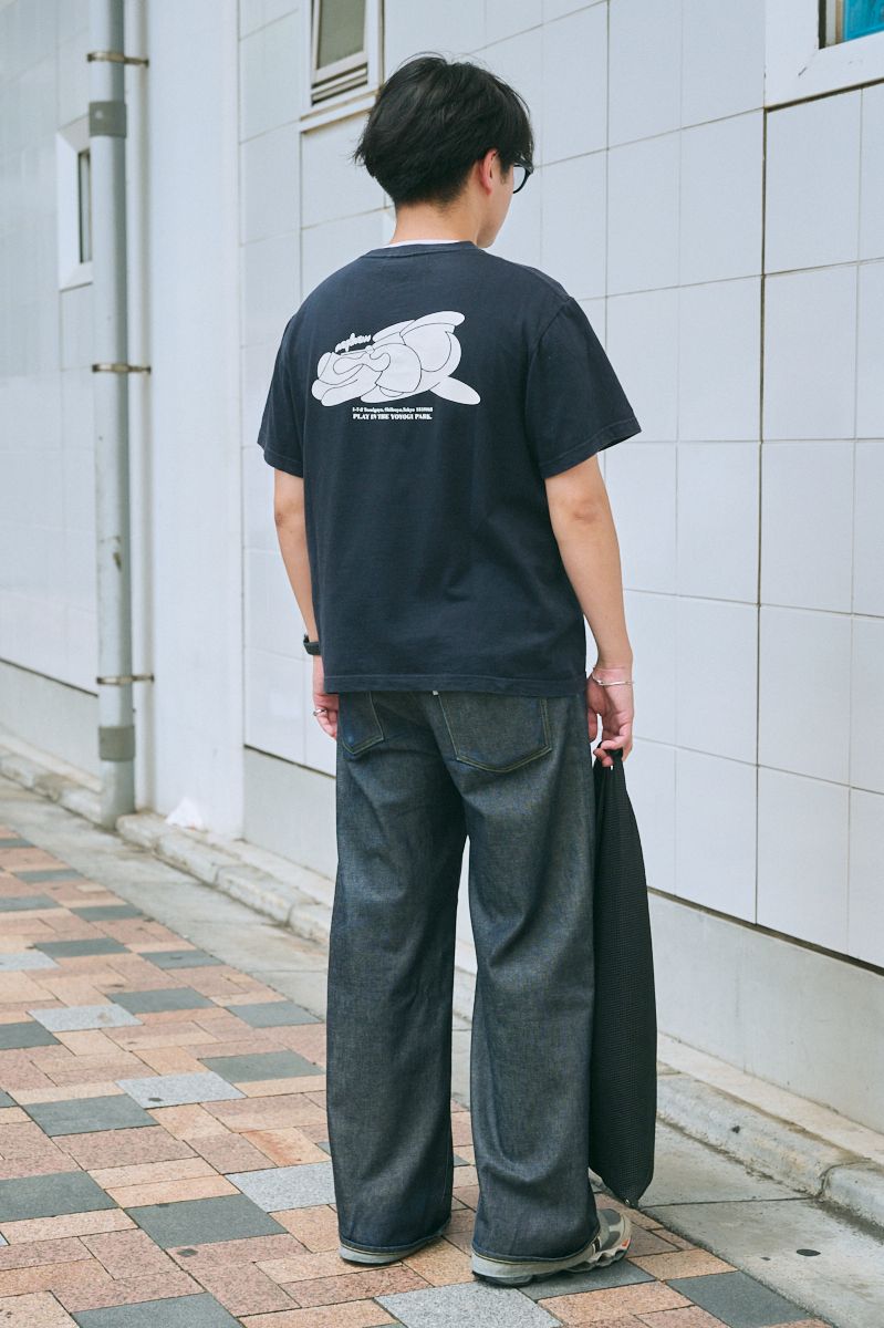 不明のTシャツコーディネート | 250723-0827-13 岡 2枚目の写真