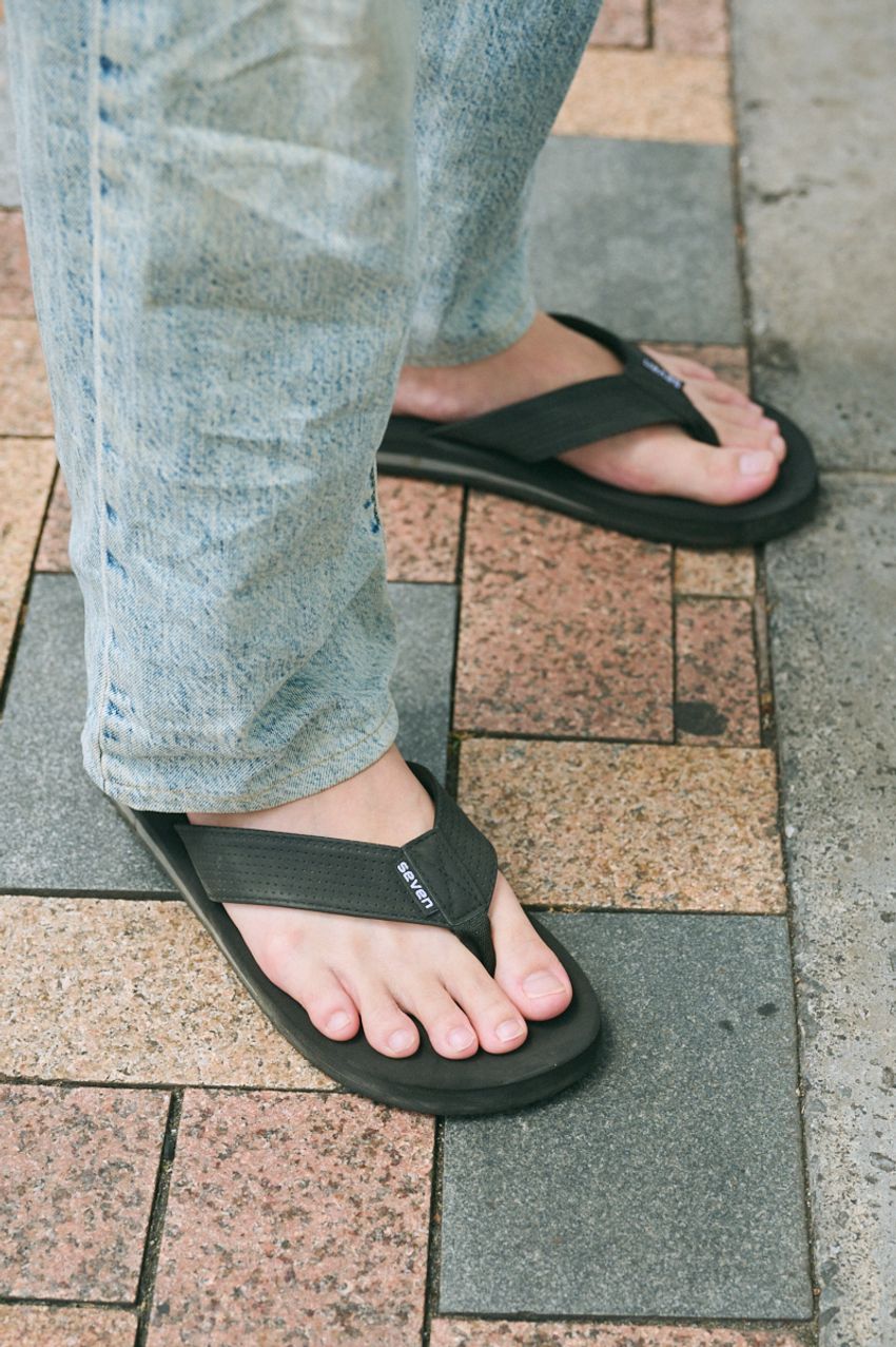 涼しげに見える薄色デニム、みんな何選ぶ？街角3名の愛用品は、リーバイス、ユニクロ、そして - 7枚目の画像