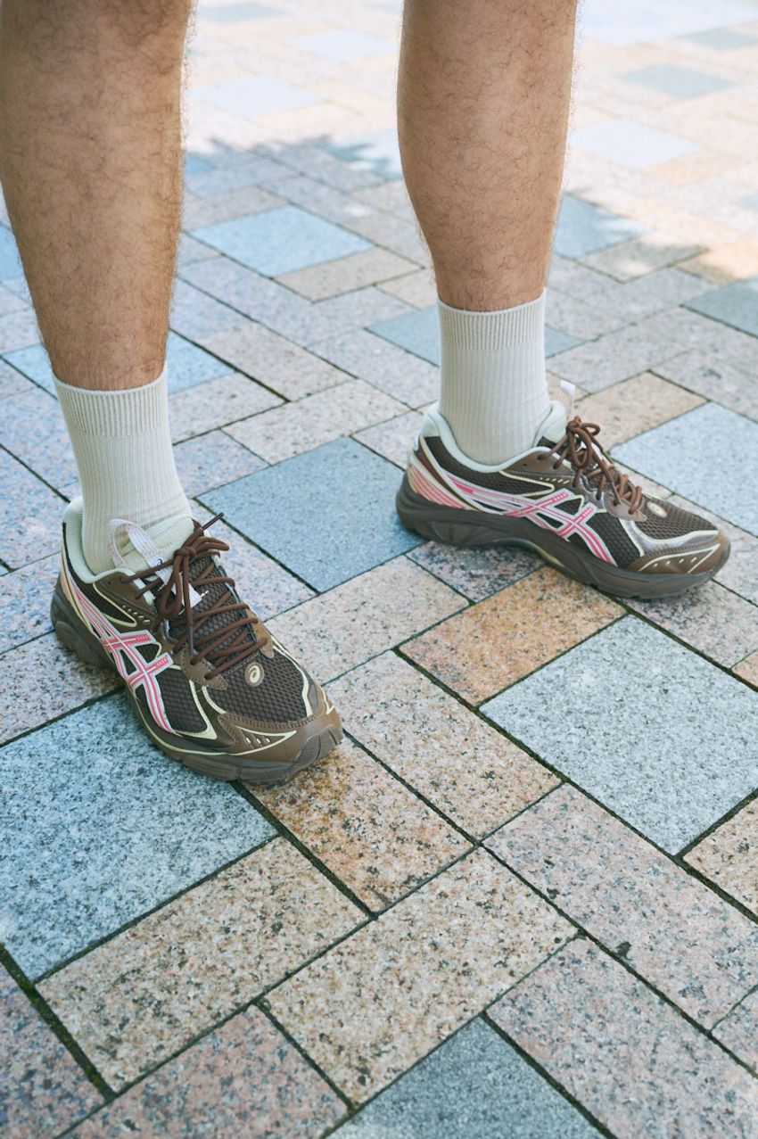 秋は「ブラウンパンツ」で渋みを演出！洒落者たちの愛用品は古着、ディッキーズ、そして… - 9枚目の画像